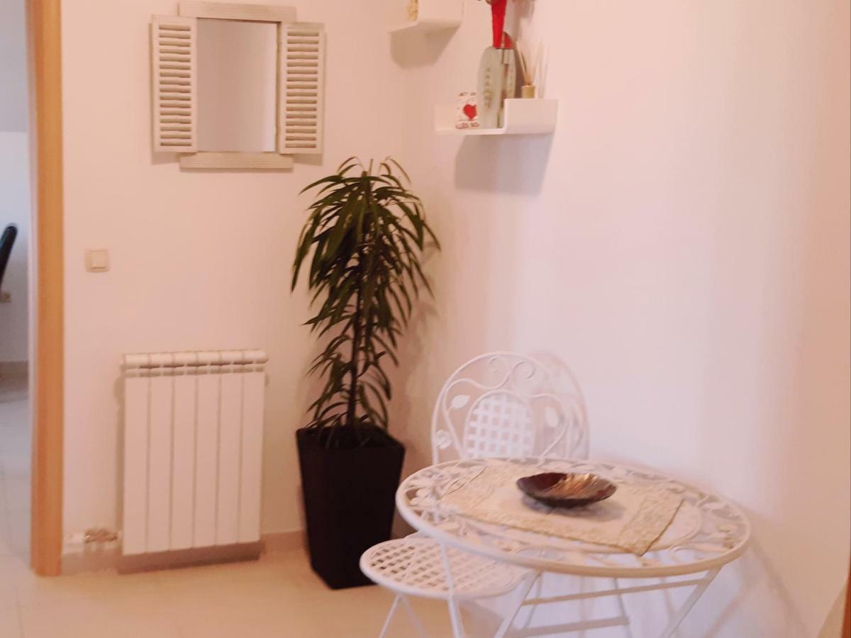 Apartmani Lili Sukošan المظهر الخارجي الصورة